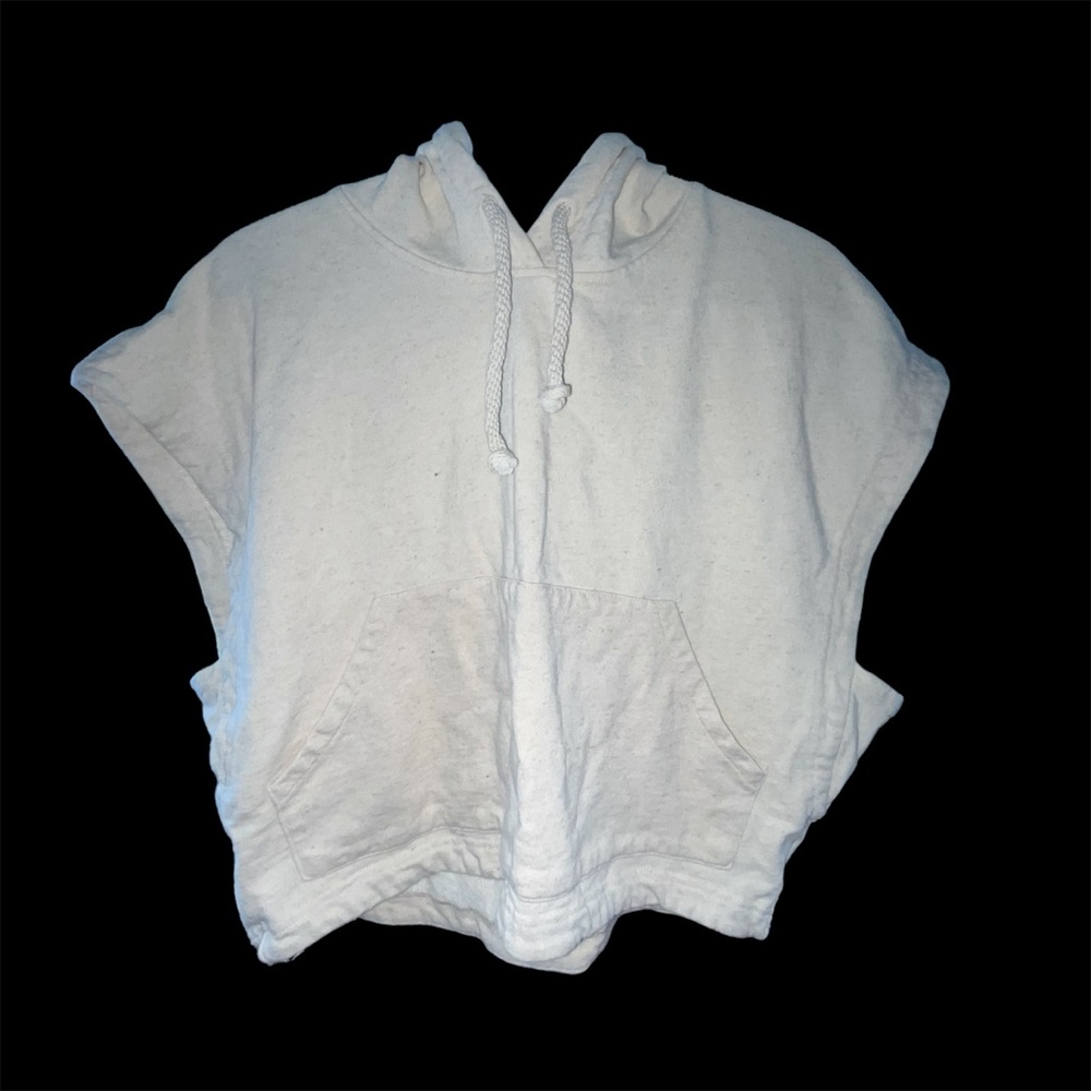 H&M creme crop top